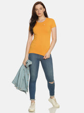 Load image into Gallery viewer, Women's Solid Stretch Tee (Short Sleeve)